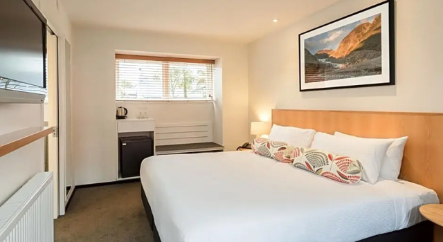 Двухместный семейный номер Standard Heartland Hotel Glacier Country