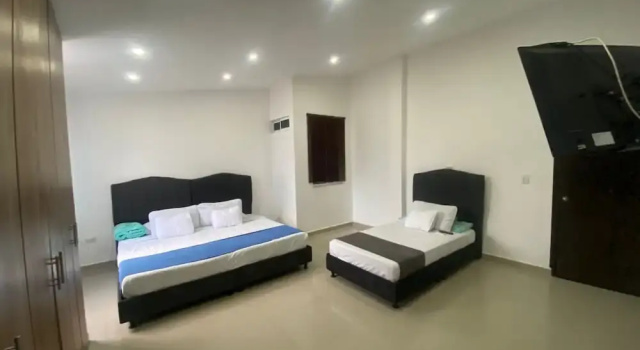 Hotel  Jardin Plaza By Sgh