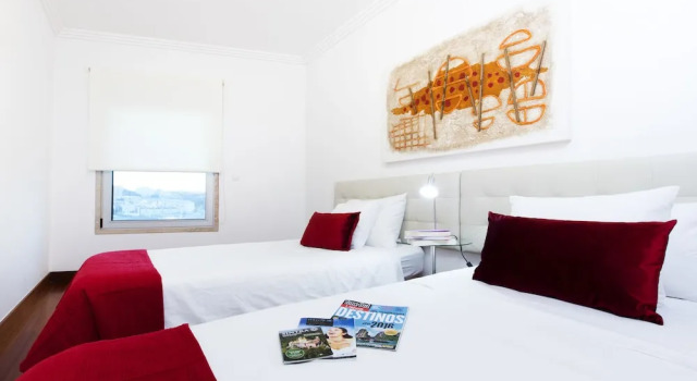Семейные апартаменты с 3 комнатами с балконом и с видом на город Oriente 25 Apartments by APT IIN - Parque das Nações