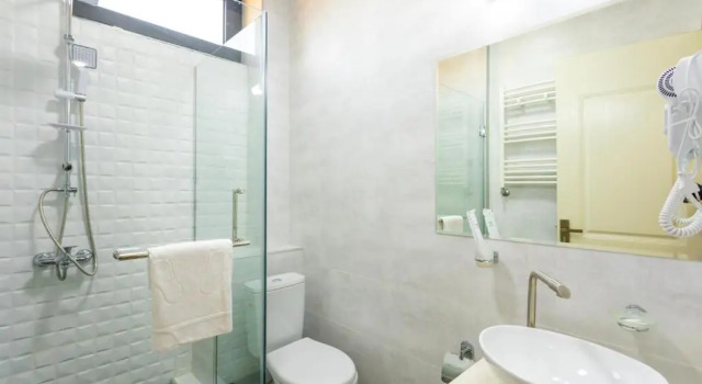 Двухместный номер Deluxe Hotel Rustaveli