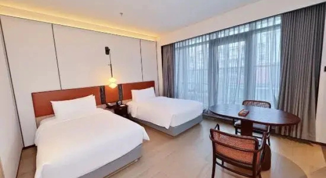 Двухместный семейный люкс с 2 комнатами Artyzen Habitat Suzhou