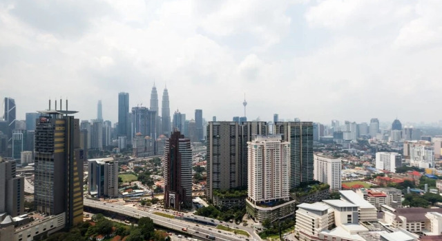 Luxurious Studio Suites @ Tun Razak