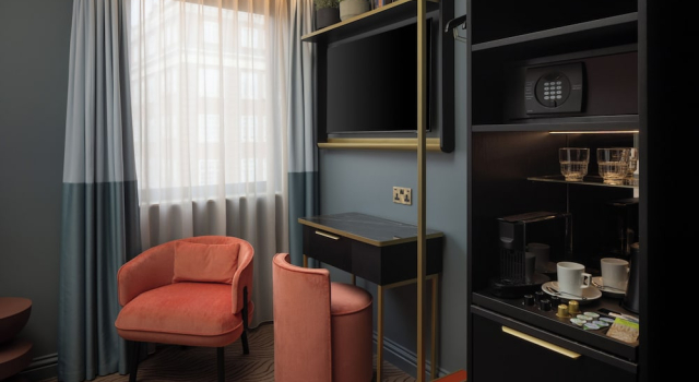 Номер Grand The Kensington Hideaway