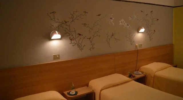 Кровать в общем номере (мужской номер) Hotel Stazione
