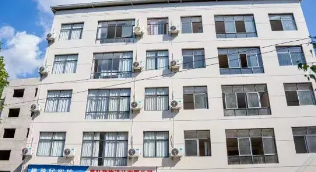 Hefeng Fengluo Guesthouse