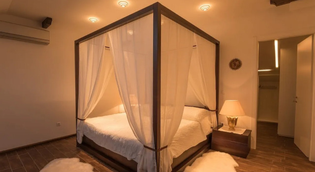 Luxurious Villa With Sea View for up to 8 Persons Located Near Opatija