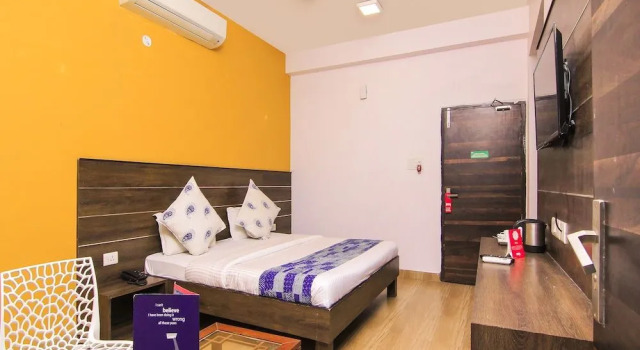 OYO 7018 IVY Boutique Stays, Забронировать Бутик-отель Бутик-отели Гомти Нагара, Бутик-отель