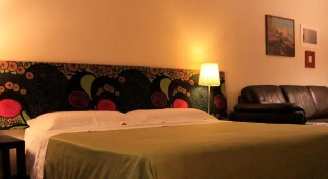 Номер Comfort B&B Metropolis