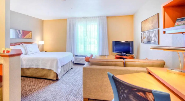 Студия Deluxe TownePlace Suites by Marriott Raleigh Cary-Weston Parkway