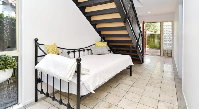 Коттедж City Haven - 4BR for Families & Friends, Secure Parking