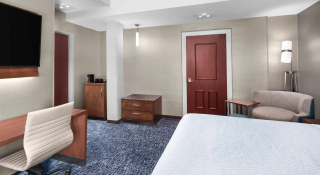 Двухместный номер Standard Courtyard by Marriott Cape Girardeau Downtown