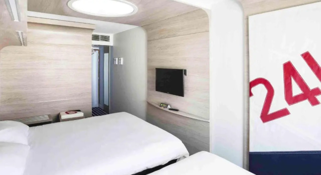 Трёхместный номер Standard ibis Styles La Rochelle Centre Vieux Port