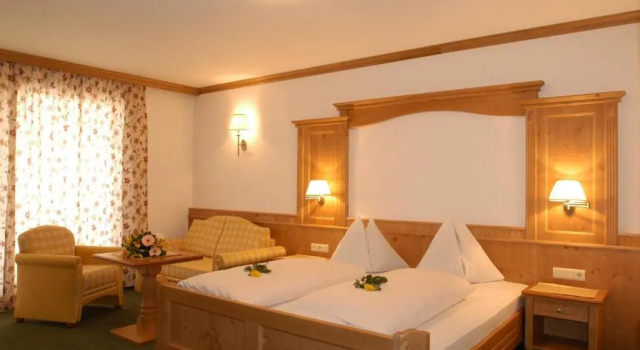 Двухместный номер Superior с балконом Hotel Sonnenhof