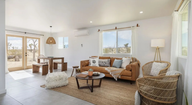 Коттедж Mojave Mesa - Desert Views & Desert Style 1 Bedroom Home by RedAwning
