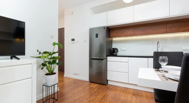 Warsaw Center Mennica Residence by Renters
