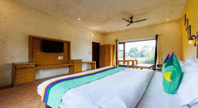 Treebo Trend Corbett Tiger Retreat, Rezerwuj Hotel Hotele w Uttarakhand z basenem, Basen