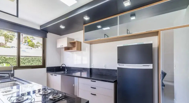 YHD - Condominium With Pool Near Ufsc Located in Carvoeira, This Condominium is an Excellent Choi
