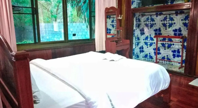 Вилла с балконом Pechpailin Resort