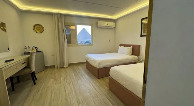 Двухместный номер Deluxe с видом на пирамиды Pyramids Hotel