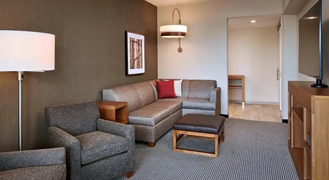 Двухместный люкс c 1 комнатой Hyatt Place Evansville