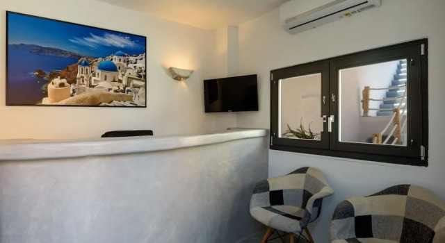 White Dream Suites, Забронировать Отель Отели Тиры с бассейном, рядом с Католический кафедральный собор, Бассейн