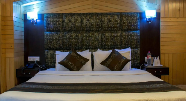 Hotel Pacific