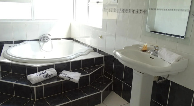 Люкс Luxury Global Village Guesthouse