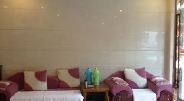 Haiyue Hotel, Varaa Hotelli Hotellit Sichuan pysäköinnillä, Pysäköinti