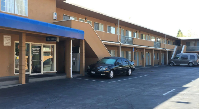 American Inn Ontario