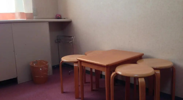 Кровать в общем номере (мужской номер) Osaka International Youth Hostel