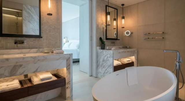 2 slaapkamers Deluxe Suite uitzicht op zee Amara Hotel