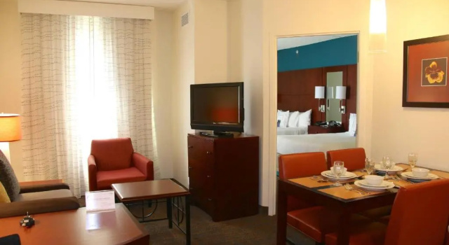Двухместный люкс c 1 комнатой Residence Inn Newport News Airport