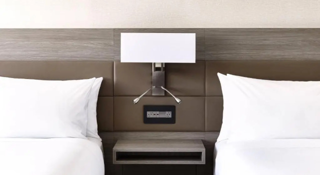 Четырёхместный номер Standard AC Hotel by Marriott Pleasanton