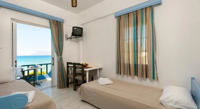 Tripodis Apartments