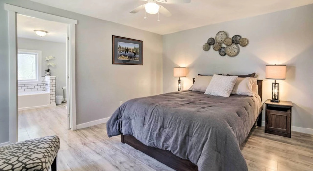 Cozy Ashton Abode w/ Yard - Near Park & Pool!, Prenota Casa vacanze Ashton Idaho