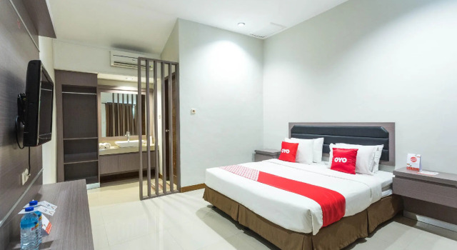 OYO 2020 Hotel Bumi Aditya, Забронировать Отель Отели Сенггиги с парковкой, рядом с Batu Bolong Temple, Парковка