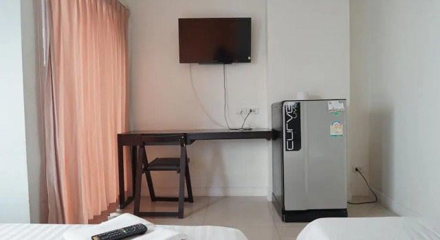 Трёхместный номер Standard с балконом ABM Service Residence