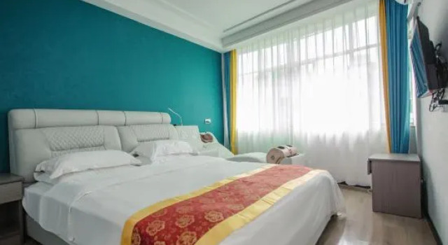 Люкс Deluxe Chongqing Hongting Hotel (Dashi Cross Shopping Plaza)