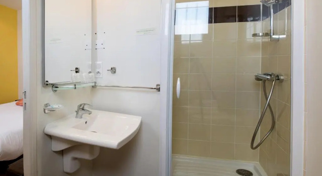 Одноместный номер Standard с видом на сад Les Bains Boyardville - Hôtel et Restaurant