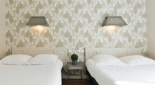 Семейный номер Standard Logis Hôtel le Commerce- Darracq
