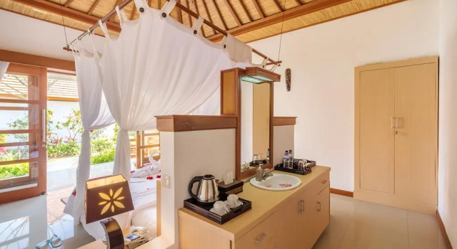 Номер Deluxe Adi Assri Beach Resorts And Spa Pemuteran