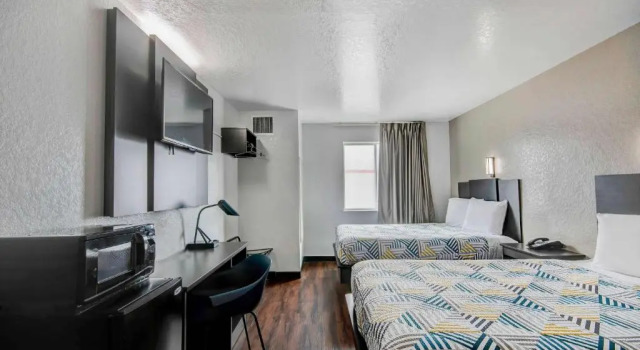 Четырёхместный номер Deluxe Motel 6-San Antonio, TX - Sea World North