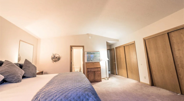 Mv1: Mount Tallac Estate 010630
