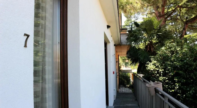 Апартаменты Deluxe Paradeisos Residence Sas