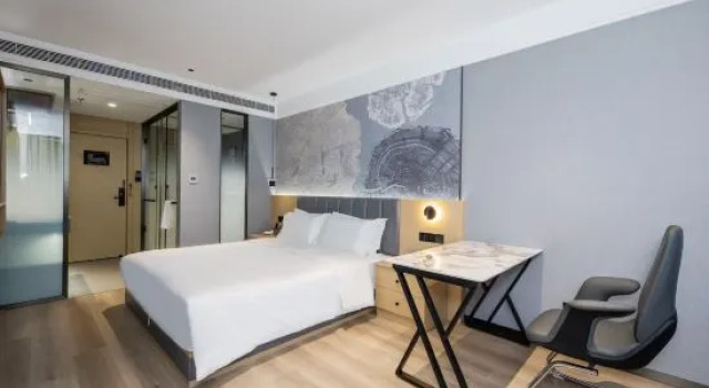 Carnival Hotel (Beijing Yizhuang Economic Development Zone), Book Hotel Hoteller i Beijing Province med parkering, Parkering