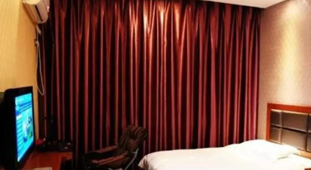 Zhangjiajie 1+2 Business Hotel, Prenota Hotel Hotel a Hunan con parcheggio, Parcheggio