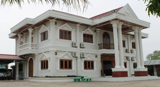 Sonsay Hotel