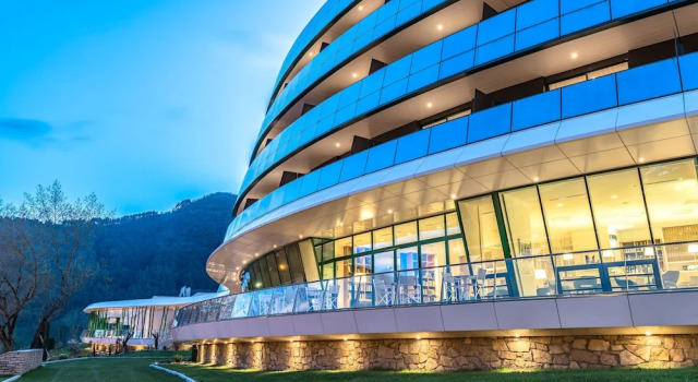 Eau Thermale Avene L'hotel, Book Hotel Hoteller i Avene med pool, Swimmingpool