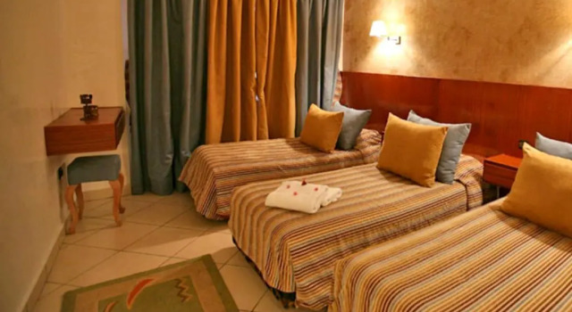 Camera tripla Standard Hotel Ali