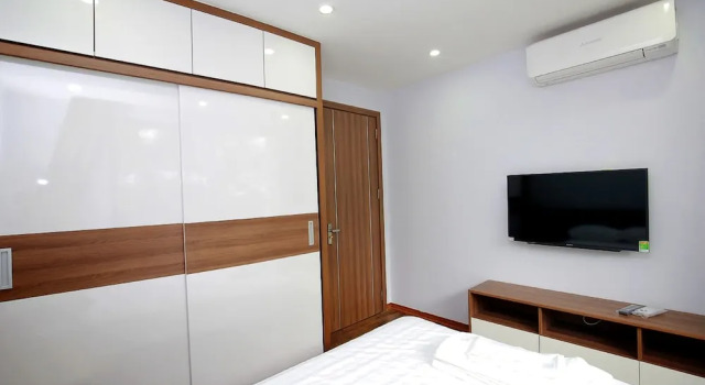 Апартаменты Deluxe с 2 комнатами с балконом ARL Trinh Cong Son Hotel